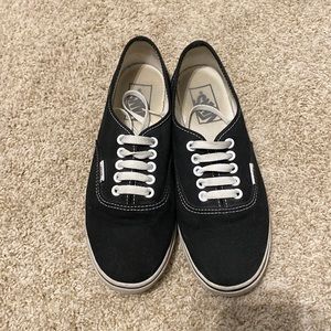 Black lace up vans.